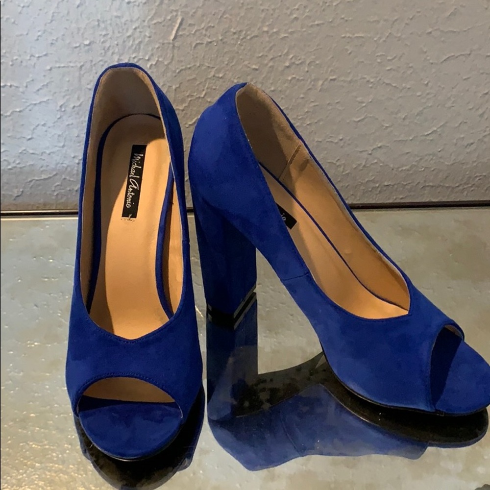 Michael Antonio cobalt blue block heel pumps